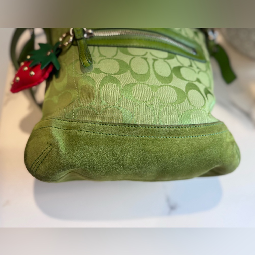 Coach 🍏 Green Signature Jacquard & Suede Vintage Bag #9362 - Picture 3 of 11